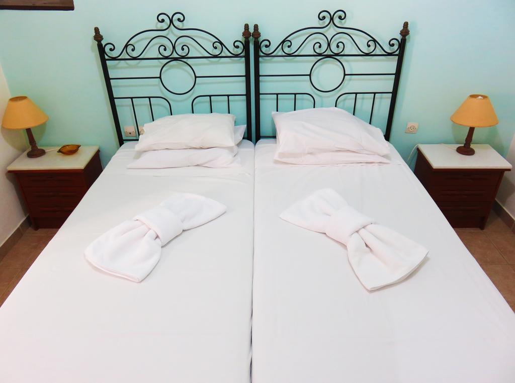 Avlitis Apartment Ermoupoli Bilik gambar