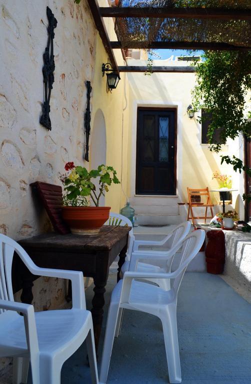 Avlitis Apartment Ermoupoli Luaran gambar