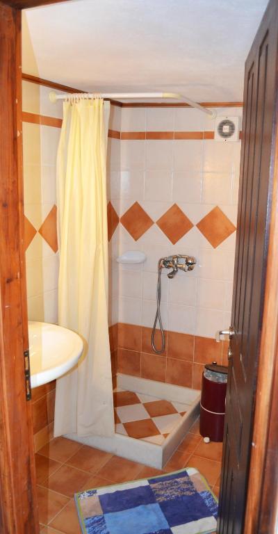 Avlitis Apartment Ermoupoli Bilik gambar