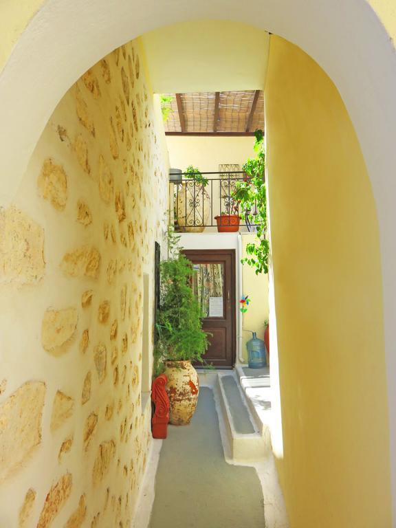 Avlitis Apartment Ermoupoli Luaran gambar